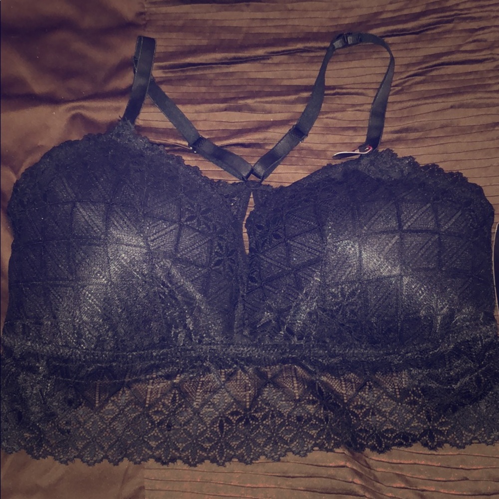 NWT Black Lace Bralette with Removable Padding